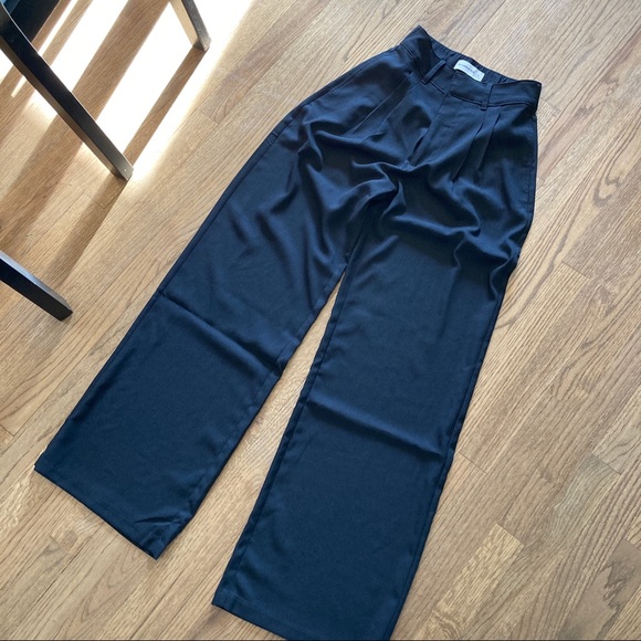 A&F Black Elevated Wide Leg Pants *NWT* - Picture 6 of 6